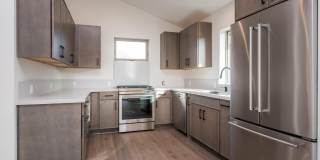 713 N 2nd Ave Gallery 1