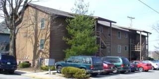 525 Henderson Crossing Gallery 1