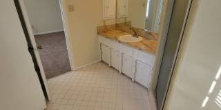 Bryan - 4 Bedroom - 2 bath - 2 story House with attached garage Gallery 36