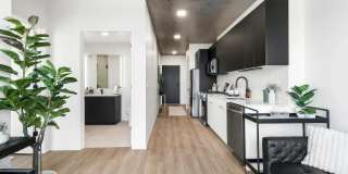 1508 North Elizabeth Street Gallery 21