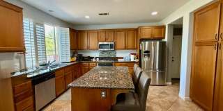 2297 Treetop Lane Gallery 4