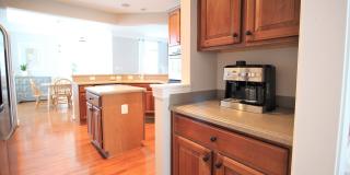 Spacious Home in Port Potomac Gallery 8