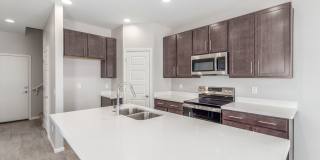 Brand New Build! Massive modern 4 bedroom/4.5 bathroom townhome in the heart of Chandler Gallery 10