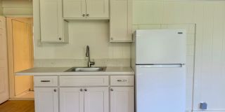 Newly Renovated 4 Bedroom / 2 Bathroom Home for Rent in Lahaina! Gallery 24