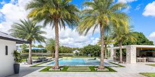 11173 Manatee Gallery 39