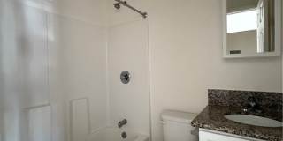 2012 E 7th Street Gallery 12