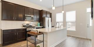 2250 E 100th Street Gallery 9