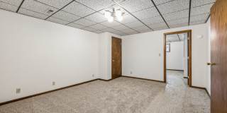 4 Bedroom Lincoln Ranch Home! Gallery 22