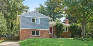 1633 WARNER Avenue Gallery 1