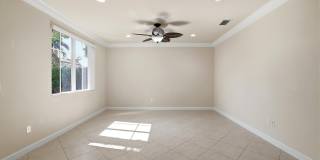 148 NW Emerson Place Gallery 4