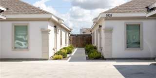 5808 Sandpiper Avenue Gallery 1