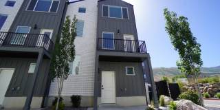 2925 S Highway 89 Ste 12 Gallery 1
