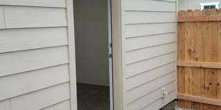 3 Bedroom 2.5 Bath Townhouse Gallery 20