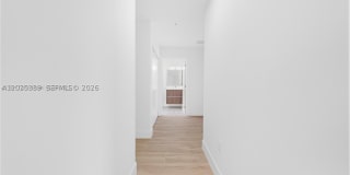 32 NW 14th Ave Gallery 12