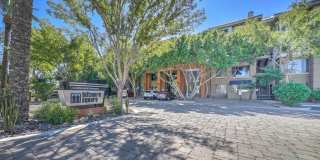 1701 E Colter Street Gallery 25