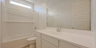 Beautiful 4 Bedroom in Aloravita Community Gallery 19