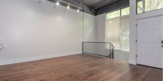 Modern Downtown Memphis Condo with Prime Location Gallery 26