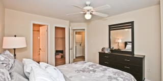 Saratoga Square Gallery 8