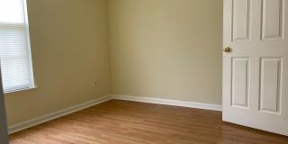 21054 CORNERPOST Square Gallery 11