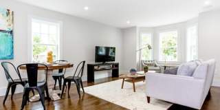 10 Brook Street - 1 Gallery 2