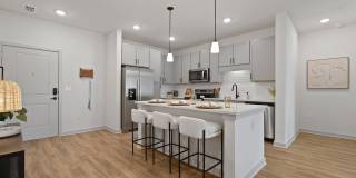 HōM at River Hills Gallery 25