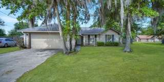 1501 Woodcrest Circle Gallery 1