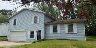 Charming Two-Story Retreat: Your Home Awaits in Bloomington! Gallery 1