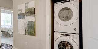 Riverhaus Creekside Apartments Gallery 7
