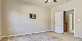 Resort-Style High View Townhome with 2-Car Garage, Private Office & Walkable Hunt Valley Location Gallery 30