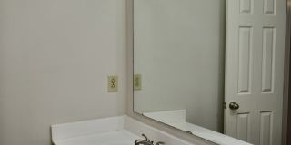 313 Bainbridge Drive Gallery 22