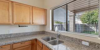 Great 4 Bedroom Dove Valley Home - Play Pool/All Appliances Great 4 Bedroom Dove Valley Home - Play Pool/All Appliances Gallery 15