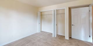 Tysons Glen and Devonshire Square Apartments & Townhomes Gallery 21