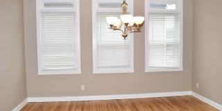 2105 Herrick Ave Gallery 7