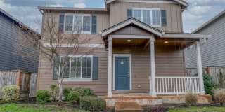 Spacious 4br/2.5ba house with garage in well maintained neighborhood Gallery 1