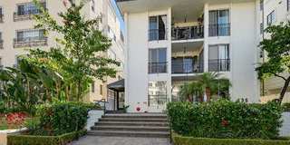 435 North Palm Drive Gallery 1