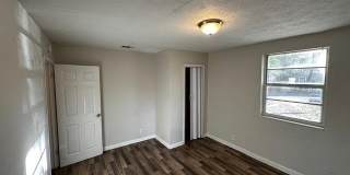 7527 TAMPA Avenue Gallery 10