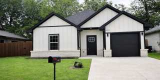 1903 King Street Gallery 1