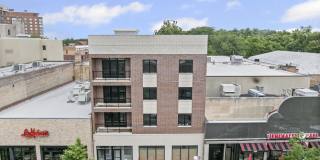 1036 Lake Street Gallery 1