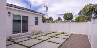 17601 Hamlin Street Gallery 31