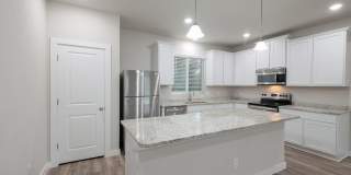 Spacious & Modern 3/3.5 in The Preserve at the Dominion Gallery 1