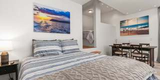 Charming comfy Studio in La Jolla Village! Gallery 19