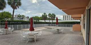 2200 E Hallandale Beach Blvd Gallery 16