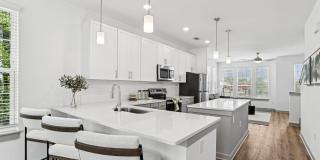 Accent Southrail Gallery 2