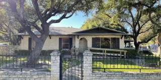 315 HILLCREST DR Gallery 1