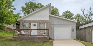 2 Bed 2 Bathroom Home!! Gallery 1