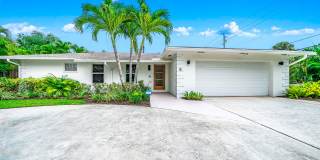 6 Northeast 19th Street Gallery 33