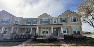 Stunning Lakeview Townhome in Windermere – 3 Beds, 2.5 Baths! Gallery 1