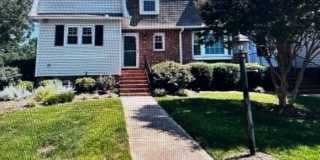 901 Hampshire Court - 1 901 Hampshire Court - 1 Gallery 1