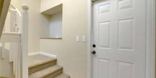 231 SW PALM Drive Gallery 3