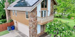 Spacious 3-Bedroom Home for Rent in Tulsa – 2,448 Sq. Ft. Gallery 1